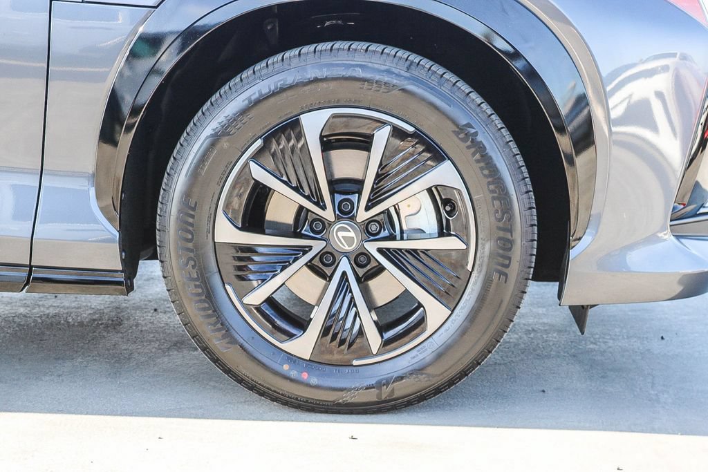 Used 2026 Lexus RZ 350e 2WD w/ Accessory Package (Z1) image 11