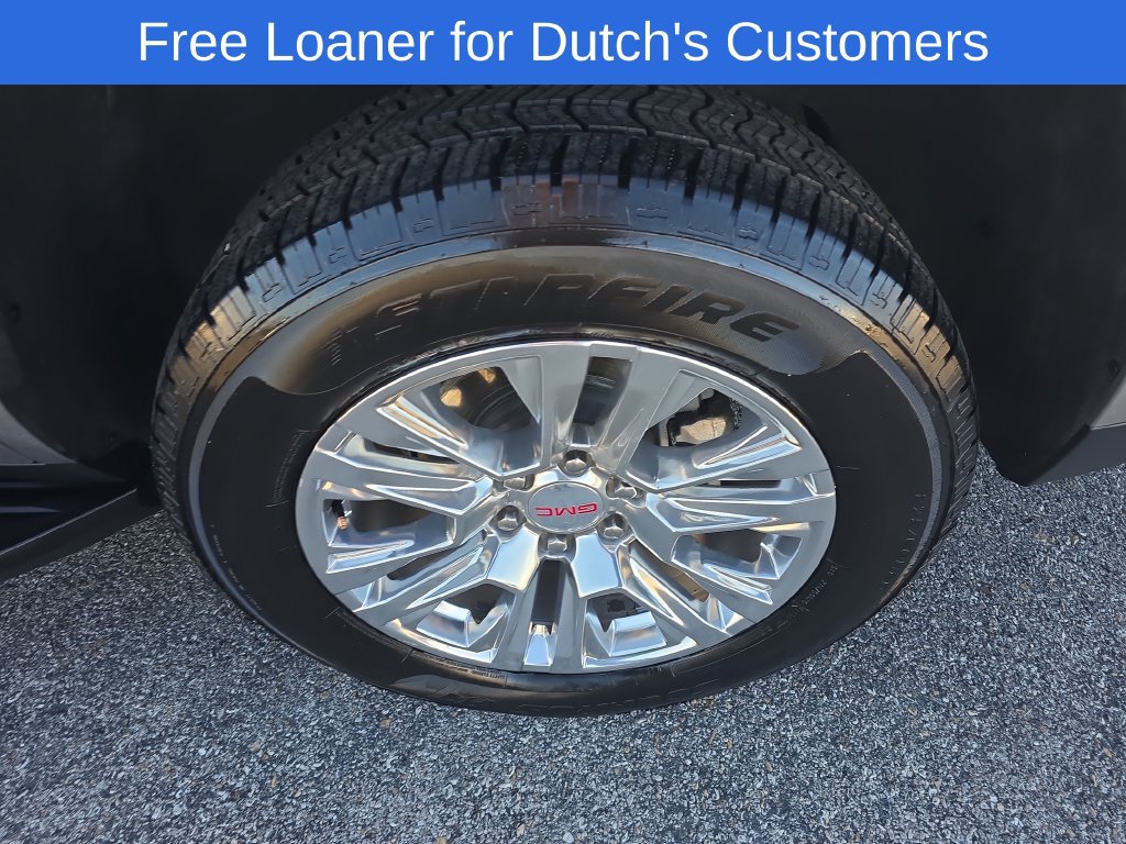 Used 2025 GMC Yukon Denali AWD/4WD image 13