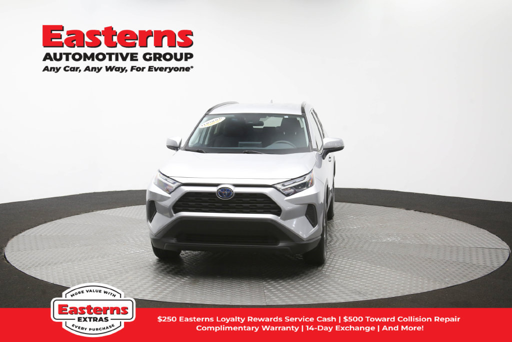 Used 2024 Toyota RAV4 XLE AWD/4WD image 52