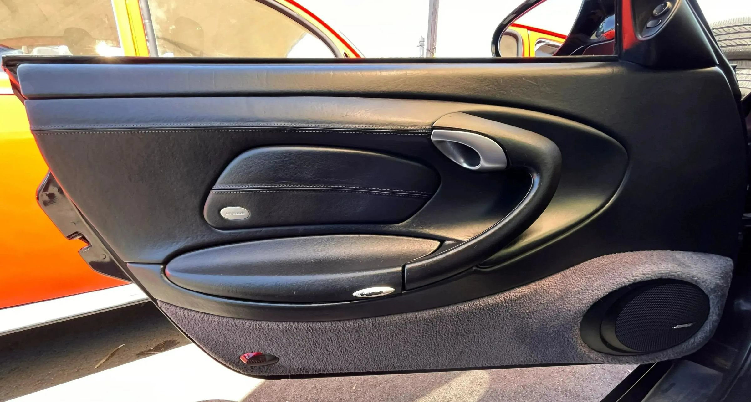 Used 2001 Porsche 911 Carrera 4 AWD/4WD image 9