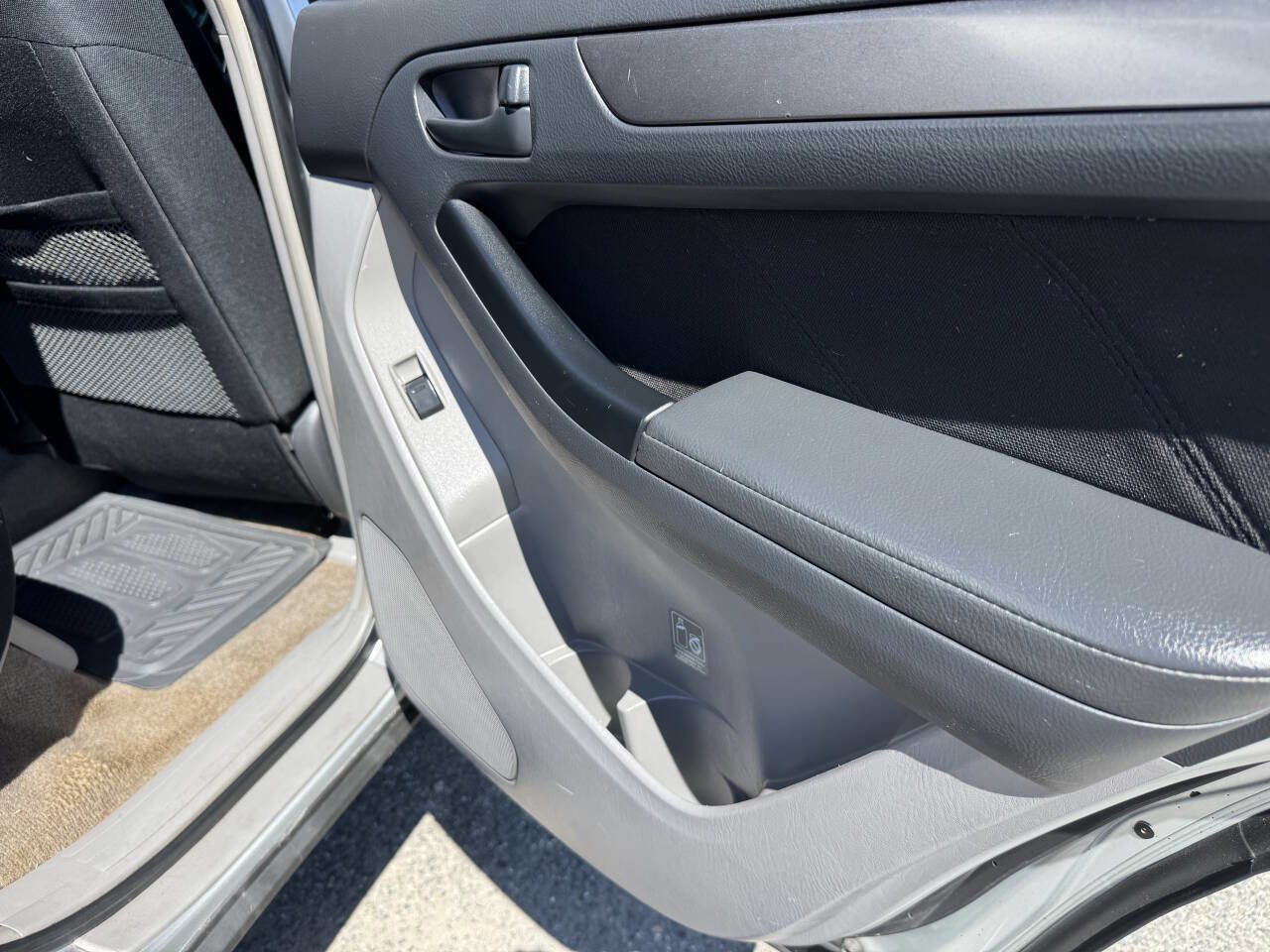 Used 2006 Toyota 4Runner Sport AWD/4WD image 14