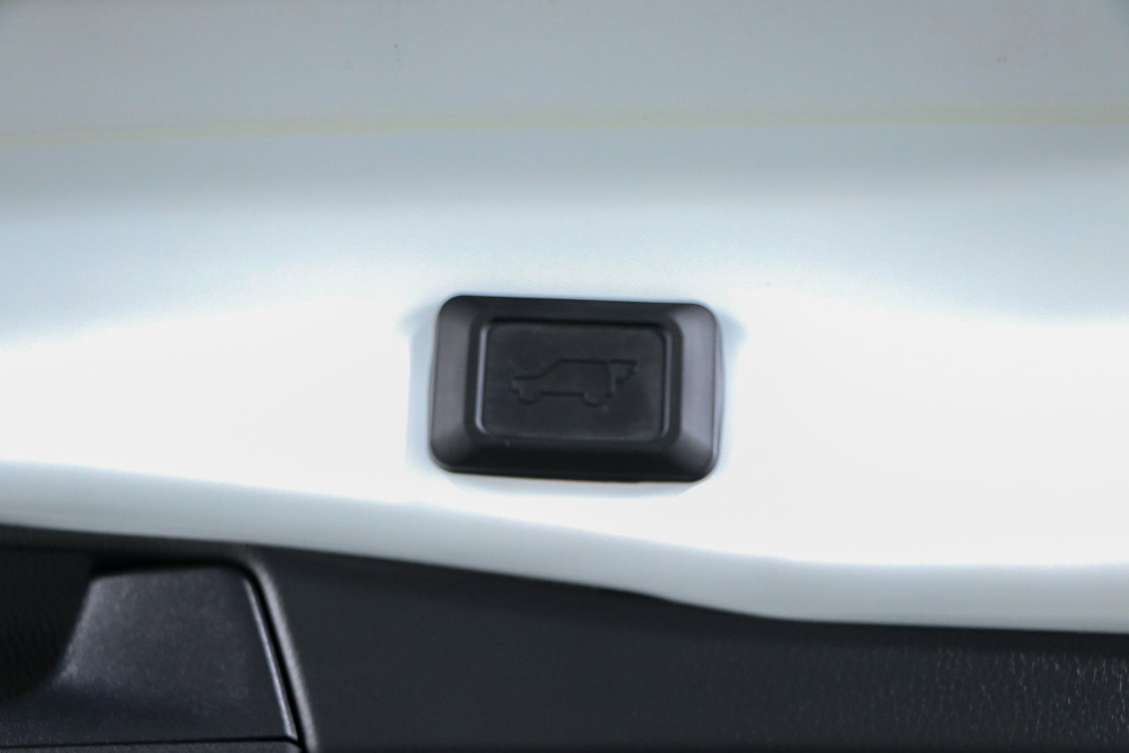 Used 2024 Toyota RAV4 XSE image 31