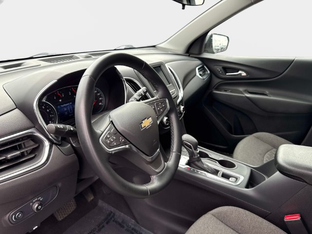 Used 2024 Chevrolet Equinox LT FWD image 22