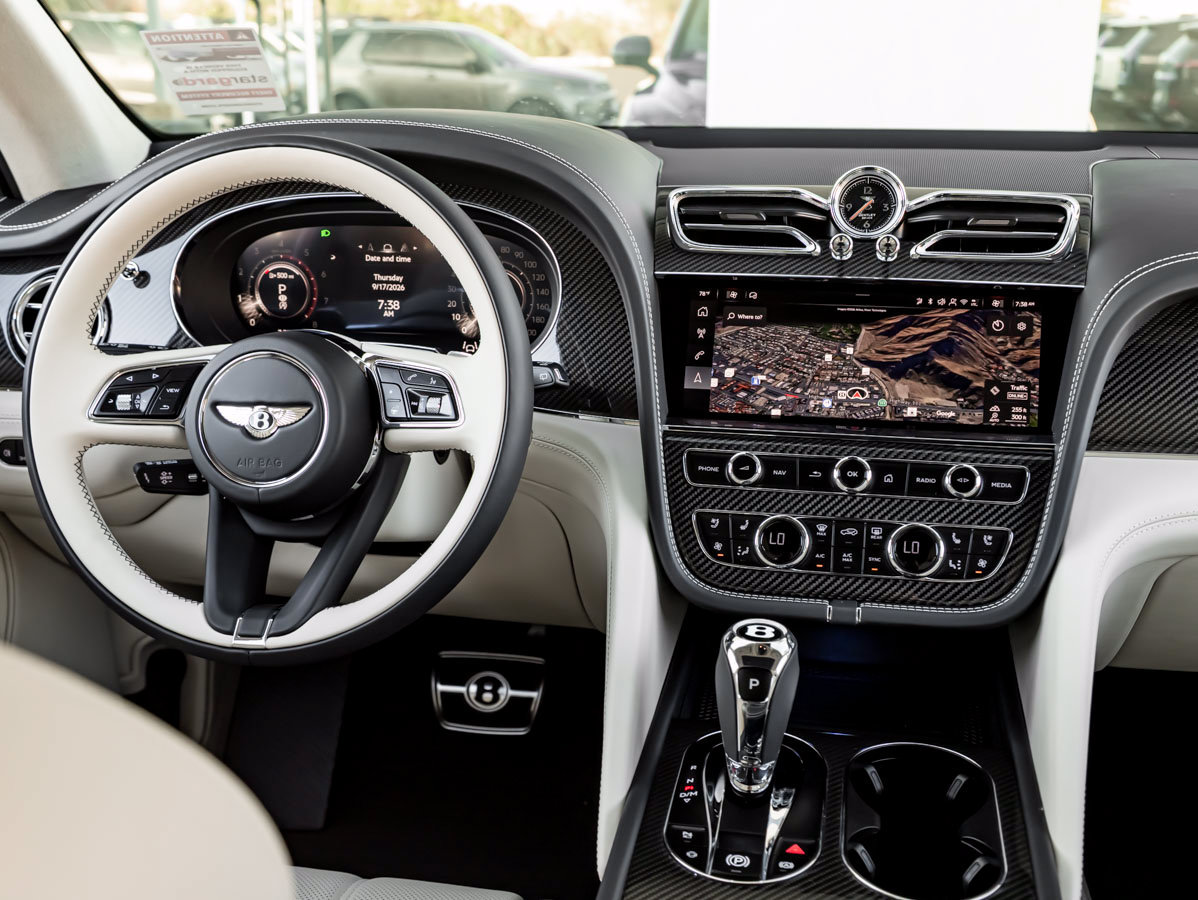 New 2027 Bentley Bentayga AWD/4WD image 26