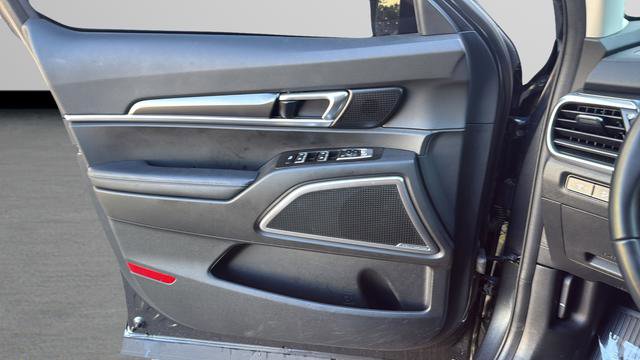 Used 2024 Kia Telluride S w/ S Sunroof Package FWD image 27