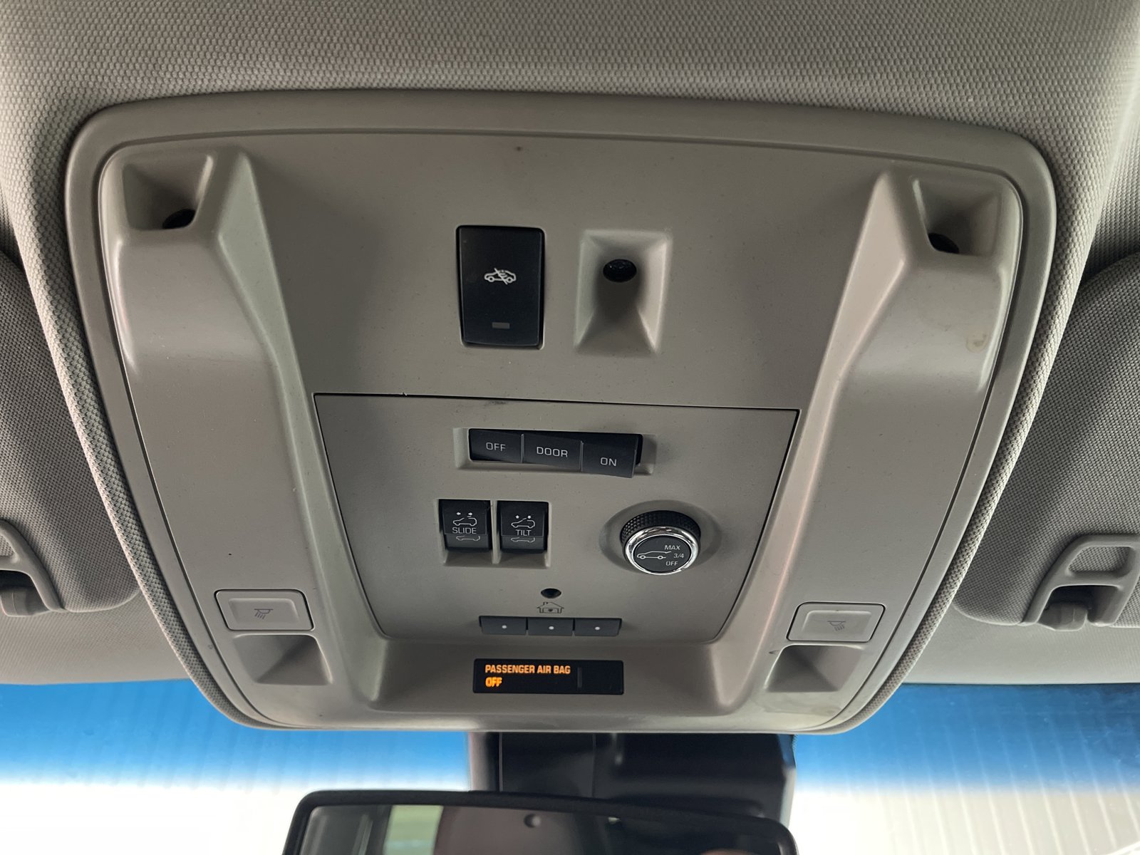 Used 2015 Cadillac Escalade ESV Premium AWD/4WD image 23