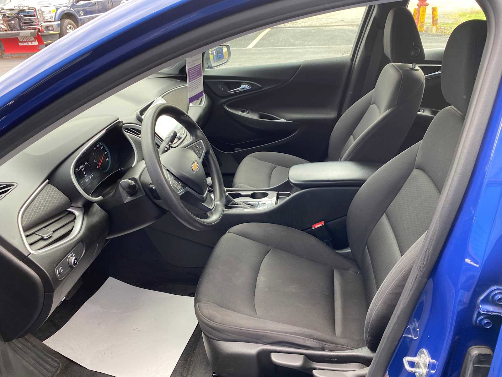 Used 2023 Chevrolet Malibu LS FWD image 10