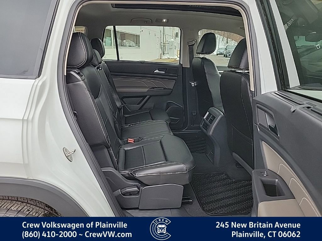 Certified 2023 Volkswagen Atlas SEL R-Line image 15