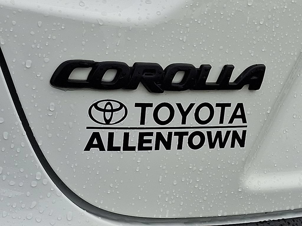 Used 2023 Toyota Corolla SE FWD image 30