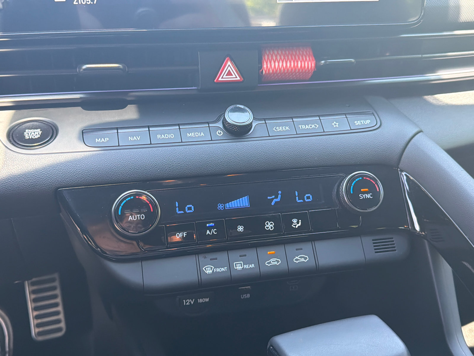Certified 2026 Hyundai Elantra SEL FWD image 31