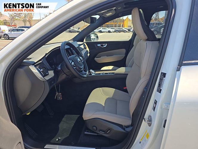 Used 2026 Volvo XC60 B5 Plus AWD/4WD image 2