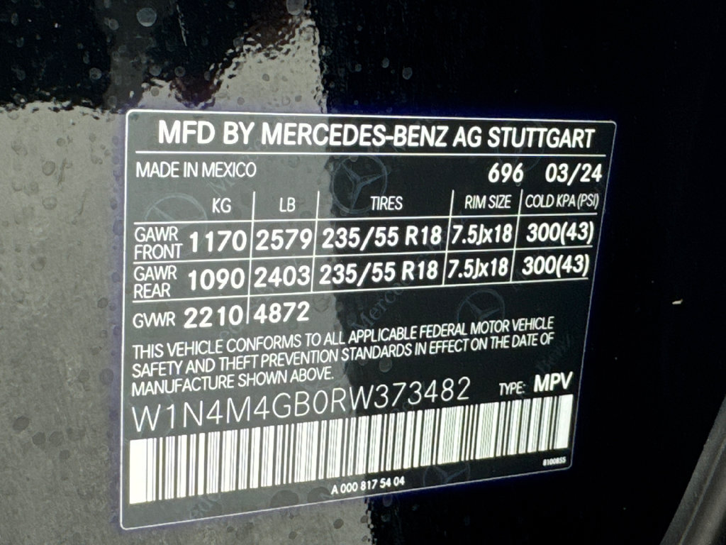 Used 2024 Mercedes-Benz GLB 250 image 32