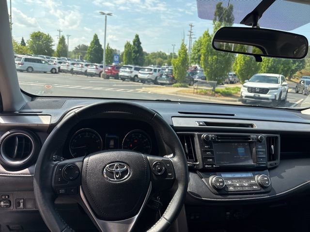 Used 2016 Toyota RAV4 XLE FWD image 13