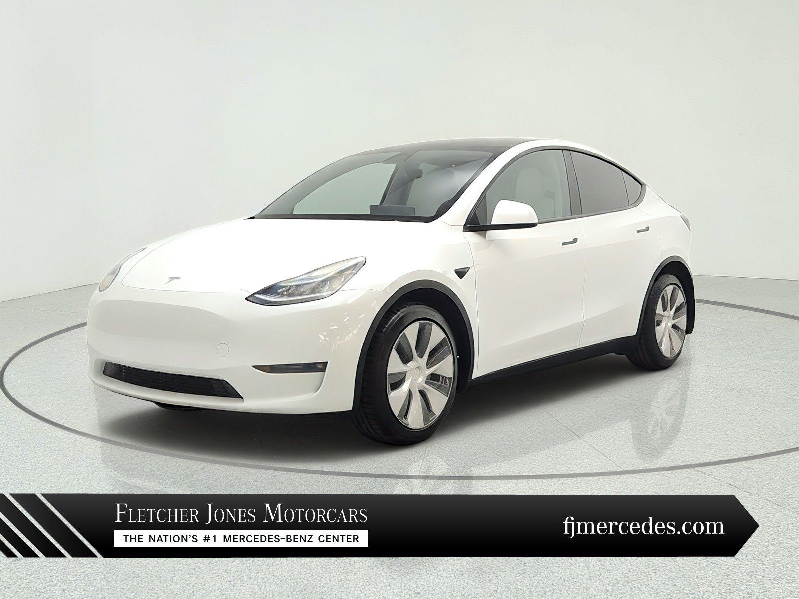Used 2021 Tesla Model Y Long Range AWD/4WD image 1