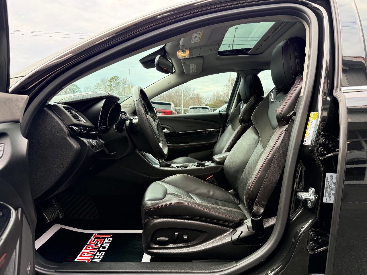 Used 2014 Chevrolet SS image 17