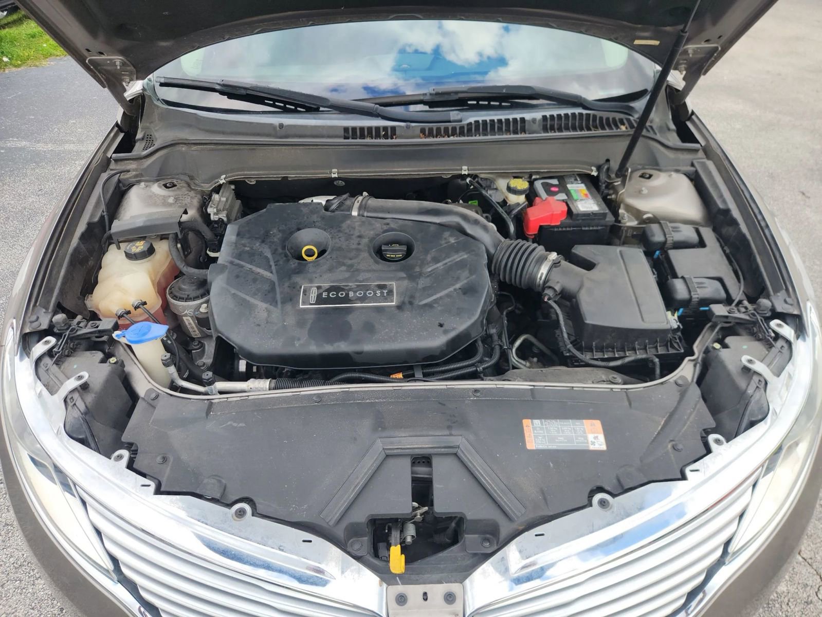 Used 2016 Lincoln MKZ FWD image 19