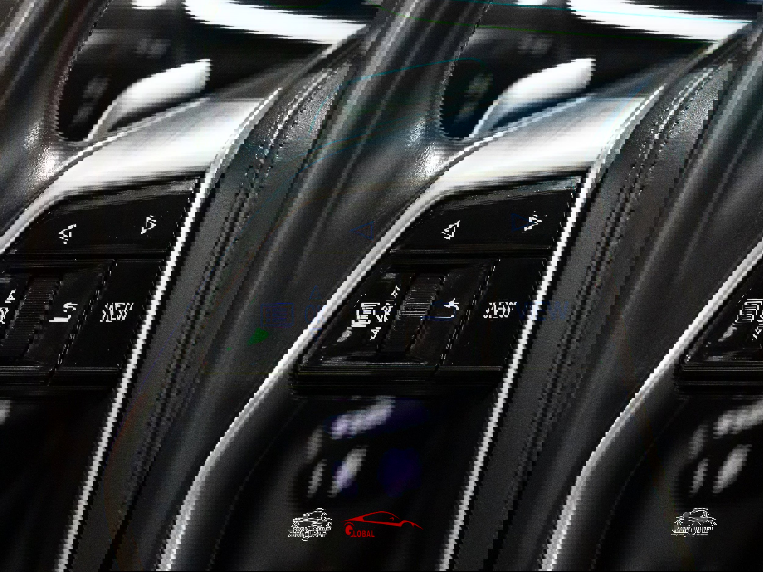 Used 2021 Audi A8 L 4.0T w/ Interior Protection Package image 24