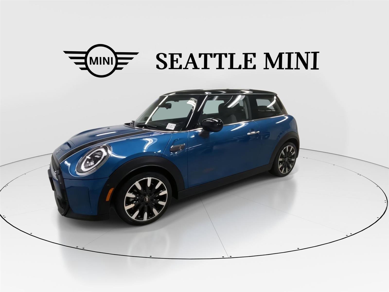 Certified 2023 MINI Cooper S FWD image 5