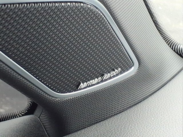 Certified 2025 Volkswagen GTI SE FWD image 26
