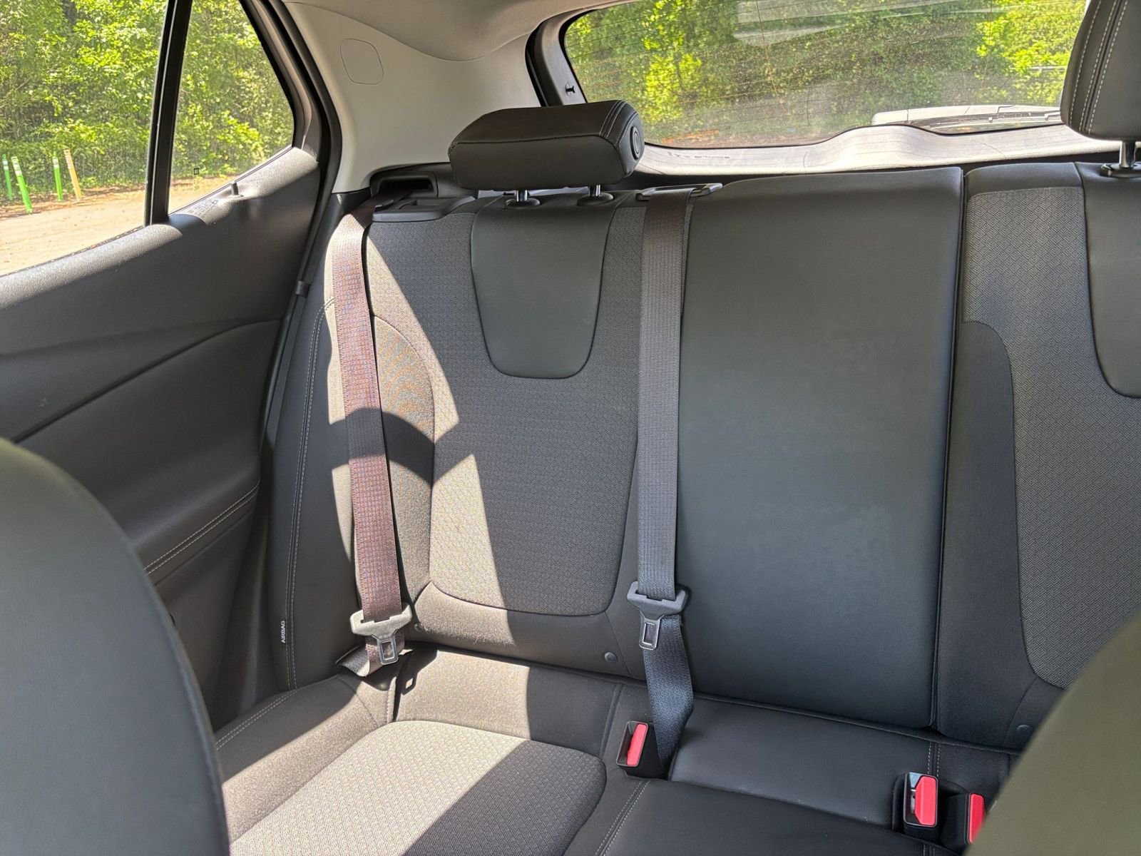 Used 2025 Buick Encore GX Preferred FWD image 38