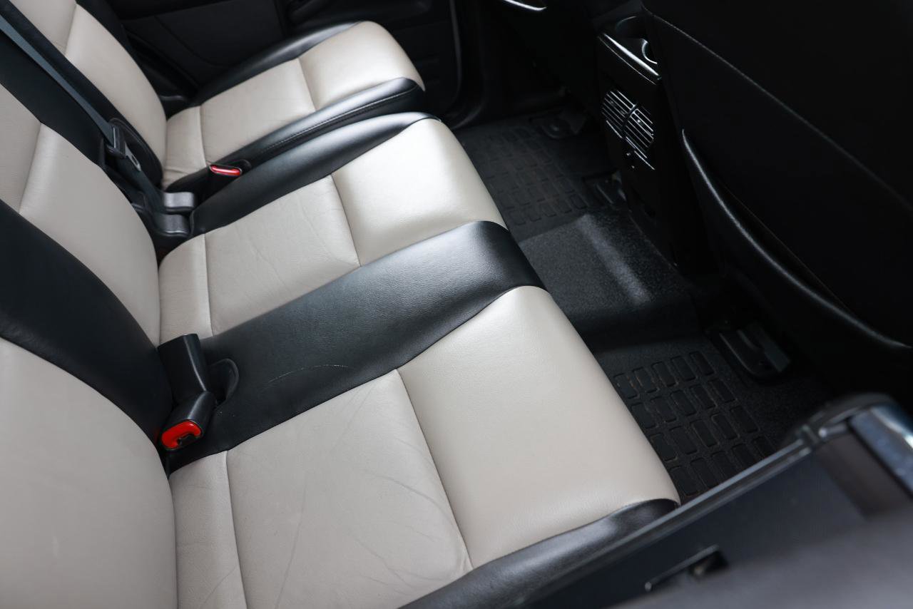 Used 2008 Ford Explorer Sport Trac Limited RWD image 13