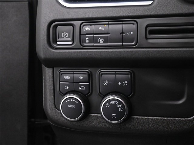 Used 2022 Chevrolet Suburban RST w/ Luxury Package image 43