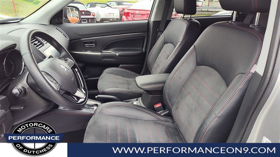 Used 2018 Mitsubishi Outlander Sport SE image 12