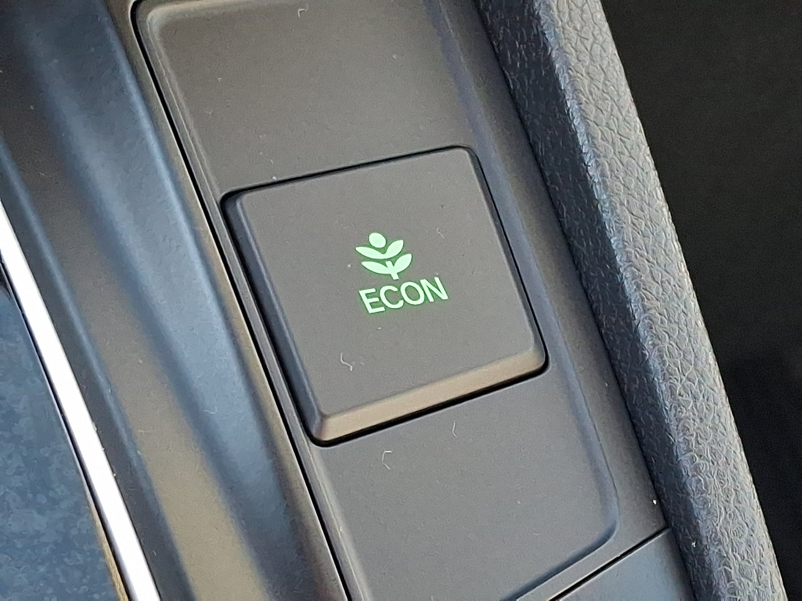 Used 2019 Honda CR-V LX image 22
