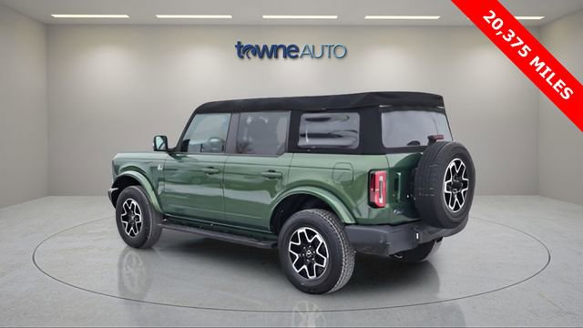 Used 2023 Ford Bronco Outer Banks AWD/4WD image 3