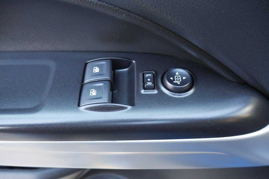 Used 2022 Chevrolet Colorado ZR2 w/ ZR2 Dusk Special Edition image 28