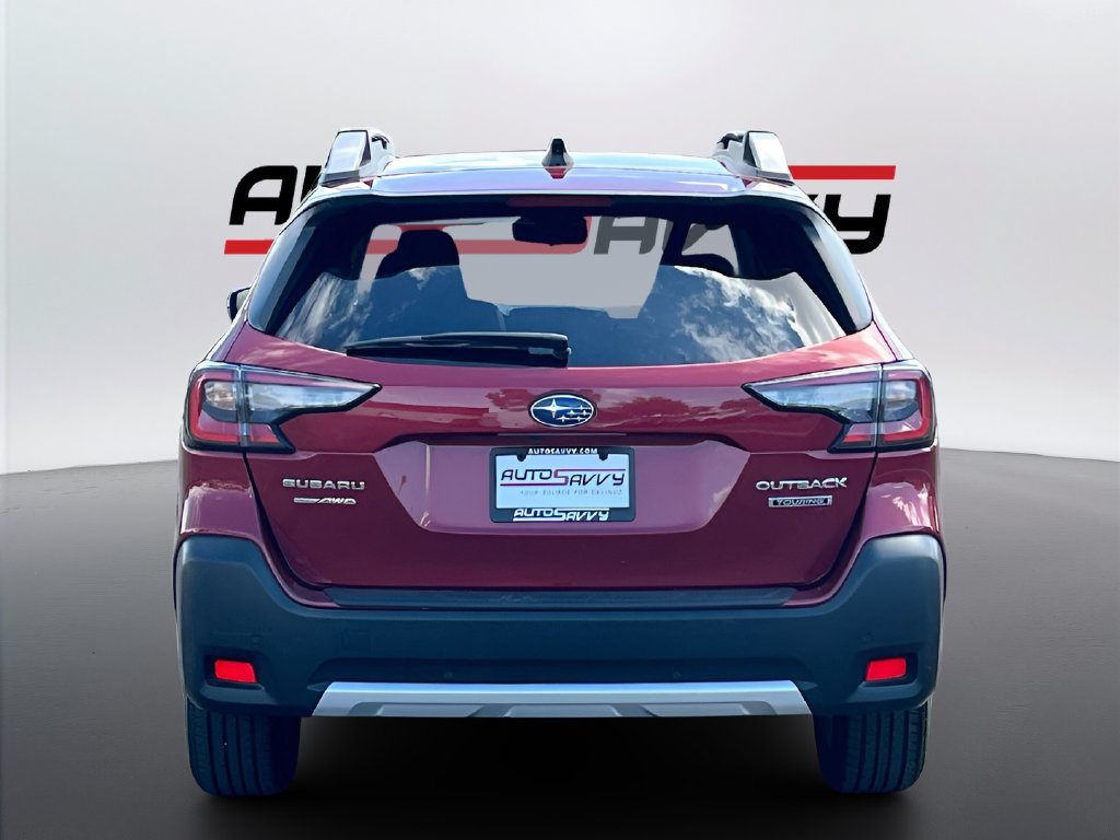 Used 2023 Subaru Outback Touring AWD/4WD image 6