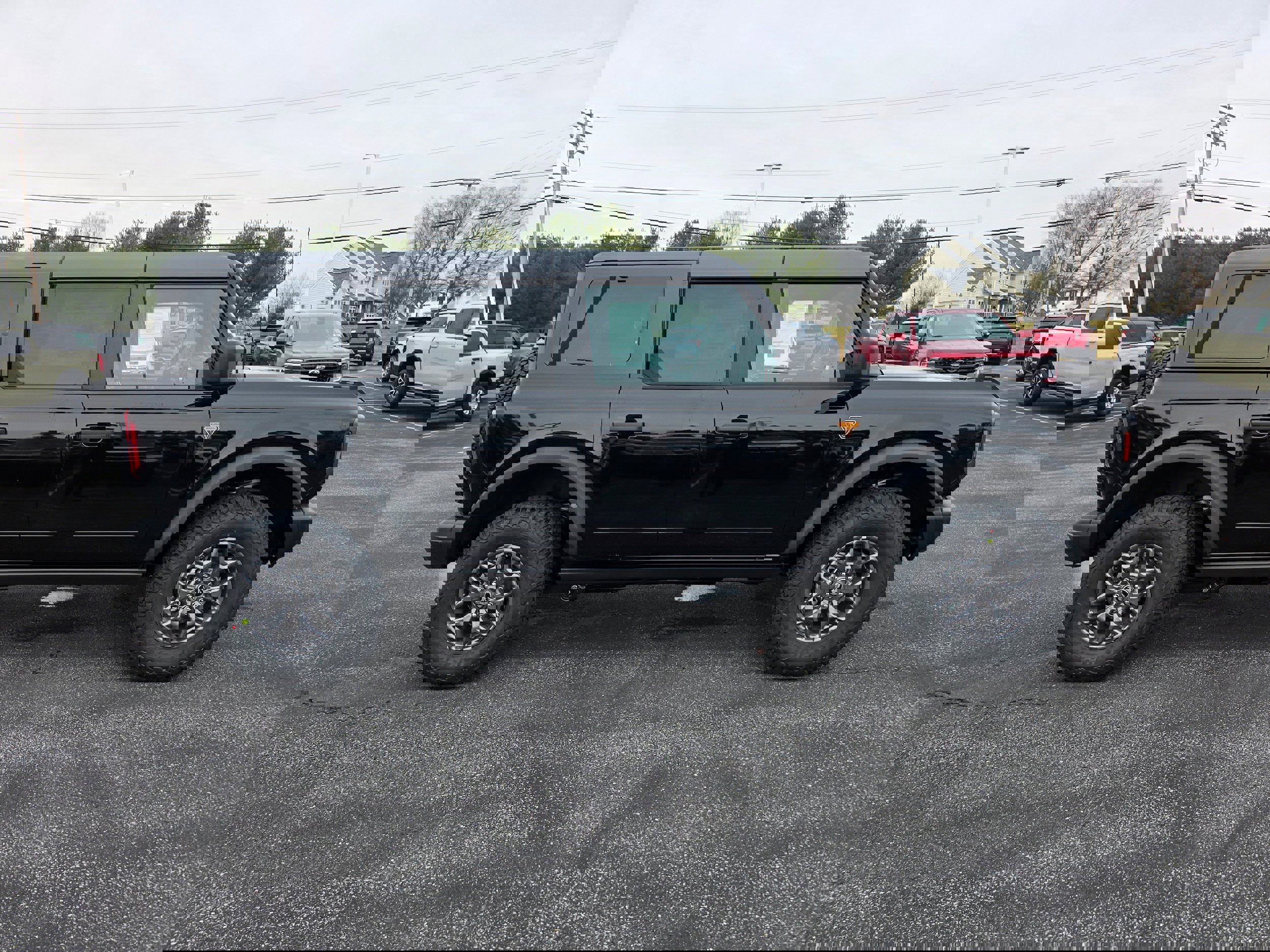 New 2025 Ford Bronco Badlands image 6