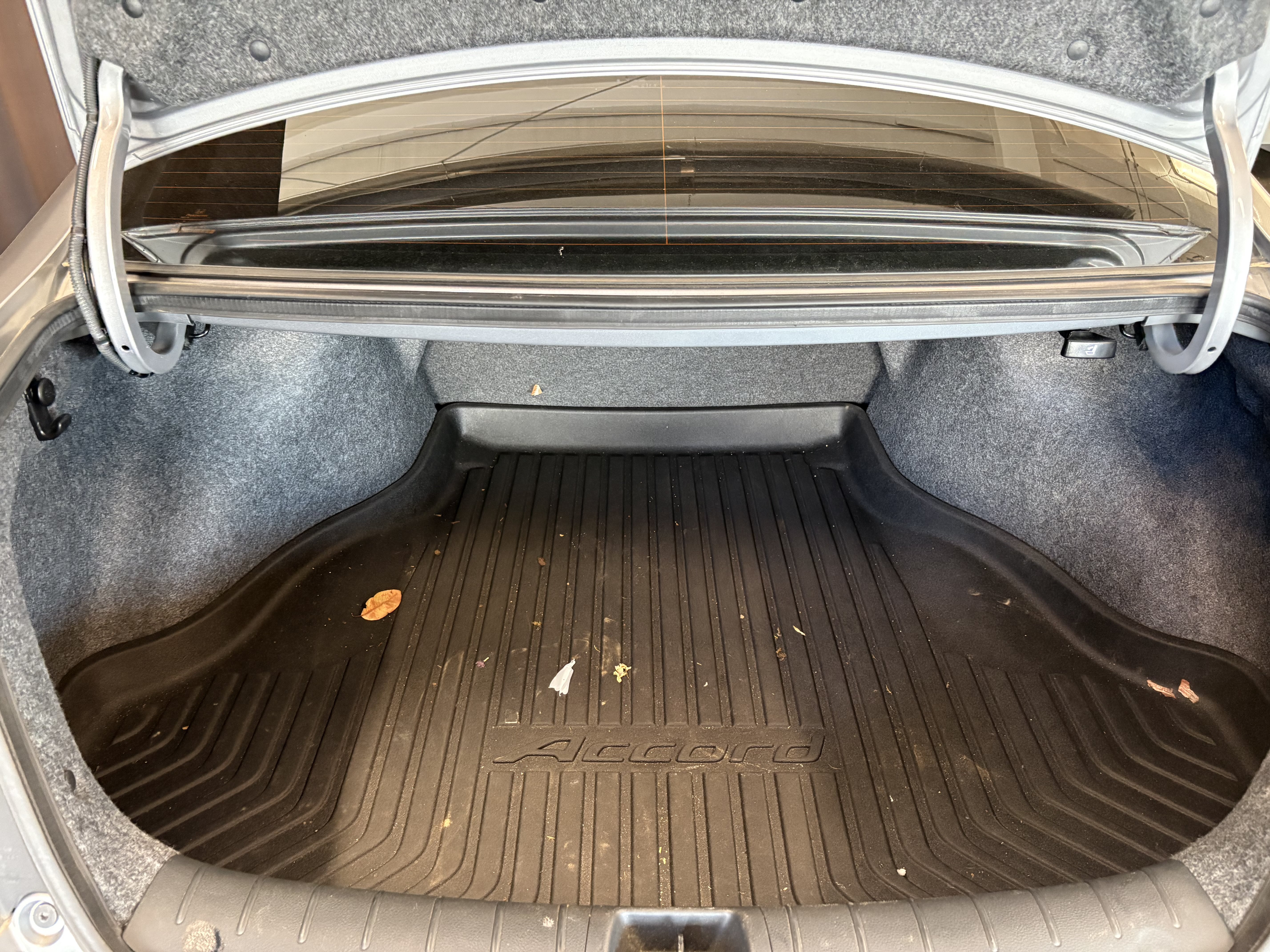 Used 2016 Honda Accord Touring image 27