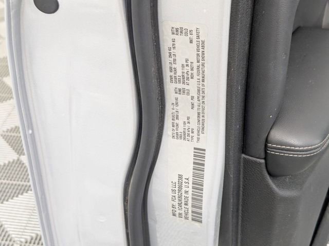 Certified 2024 Jeep Grand Cherokee L Limited w/ Luxury Tech Group II AWD/4WD image 43