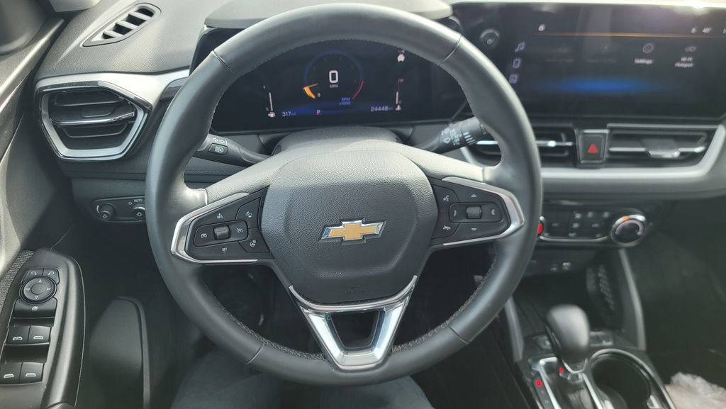 Used 2024 Chevrolet TrailBlazer LT w/ LT Cold Weather Package image 20