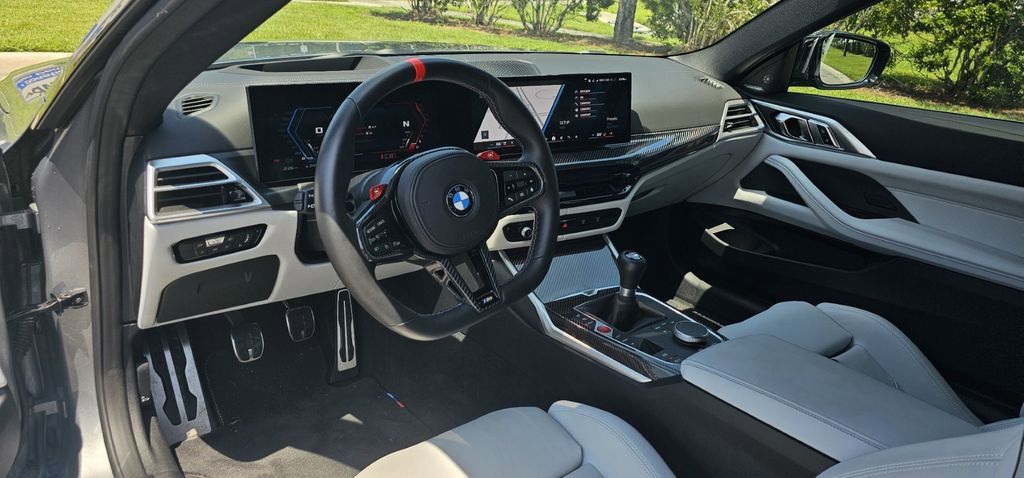 Used 2025 BMW M4 Coupe w/ Executive Package image 15