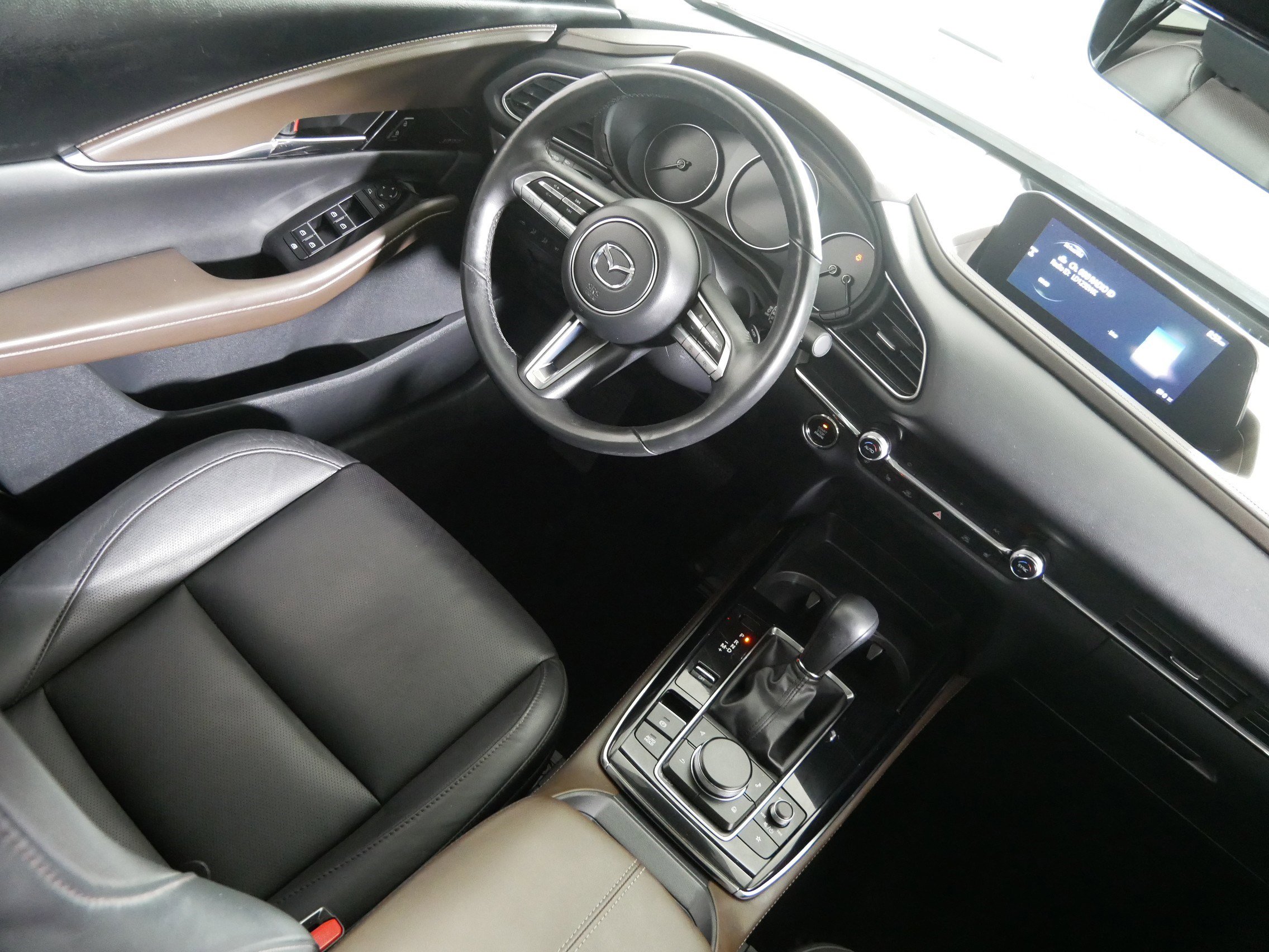 Used 2022 MAZDA CX-30 2.5 Turbo w/ Premium Plus Pkg image 9