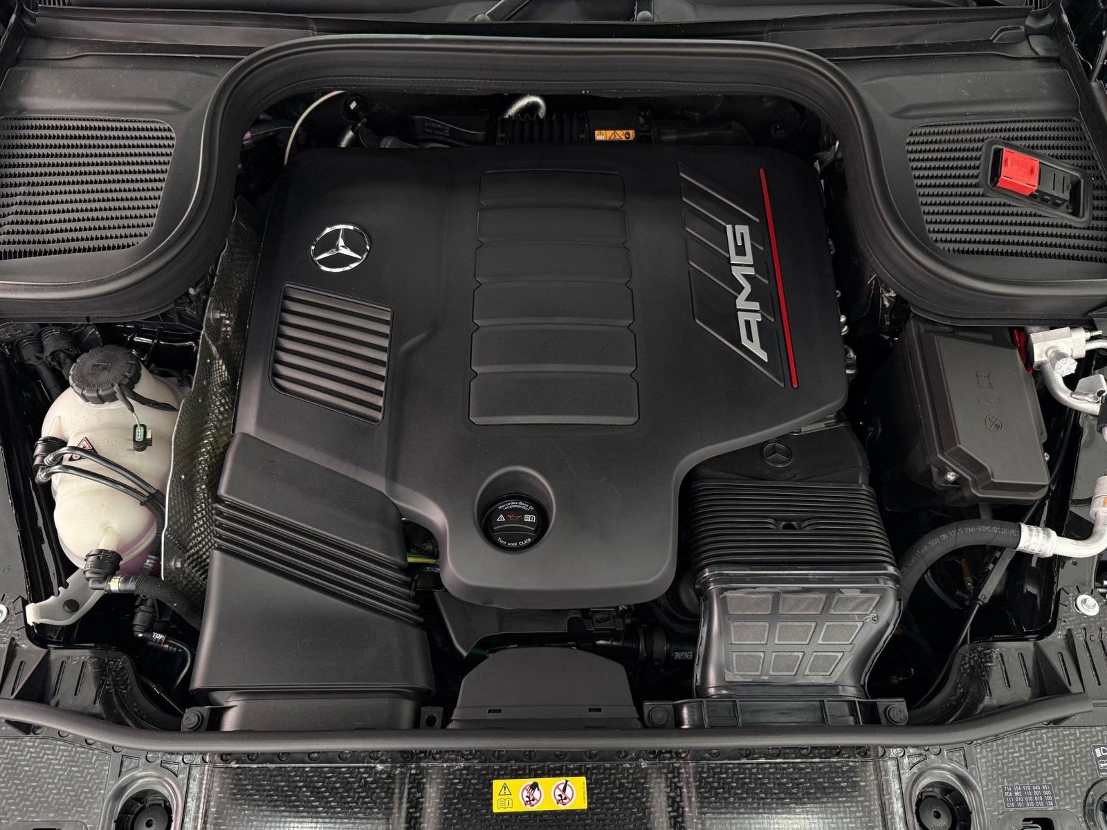 New 2026 Mercedes-Benz GLE 53 AMG 4MATIC Coupe image 32