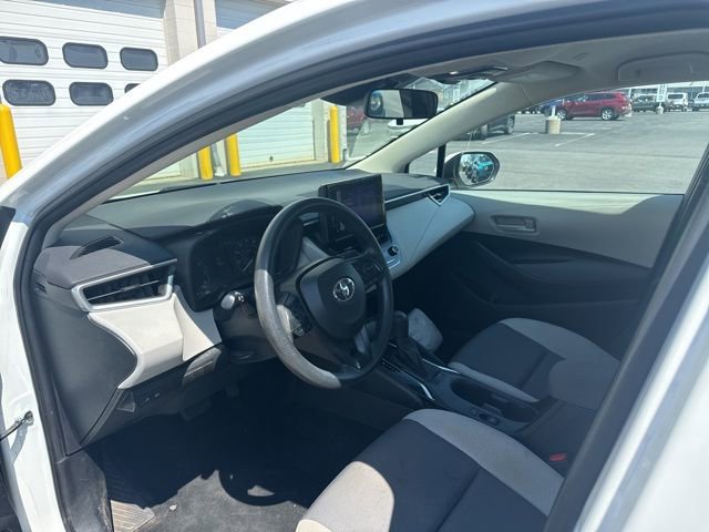 Used 2023 Toyota Corolla LE image 7