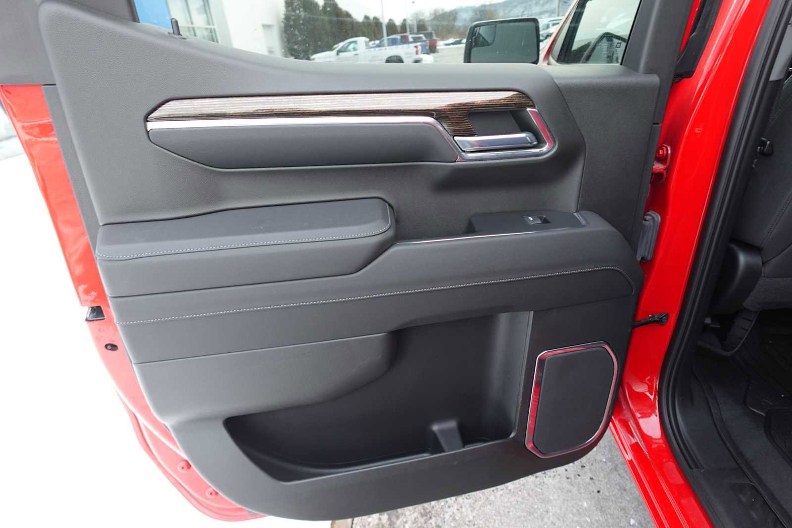 Used 2023 GMC Sierra 1500 Elevation image 24