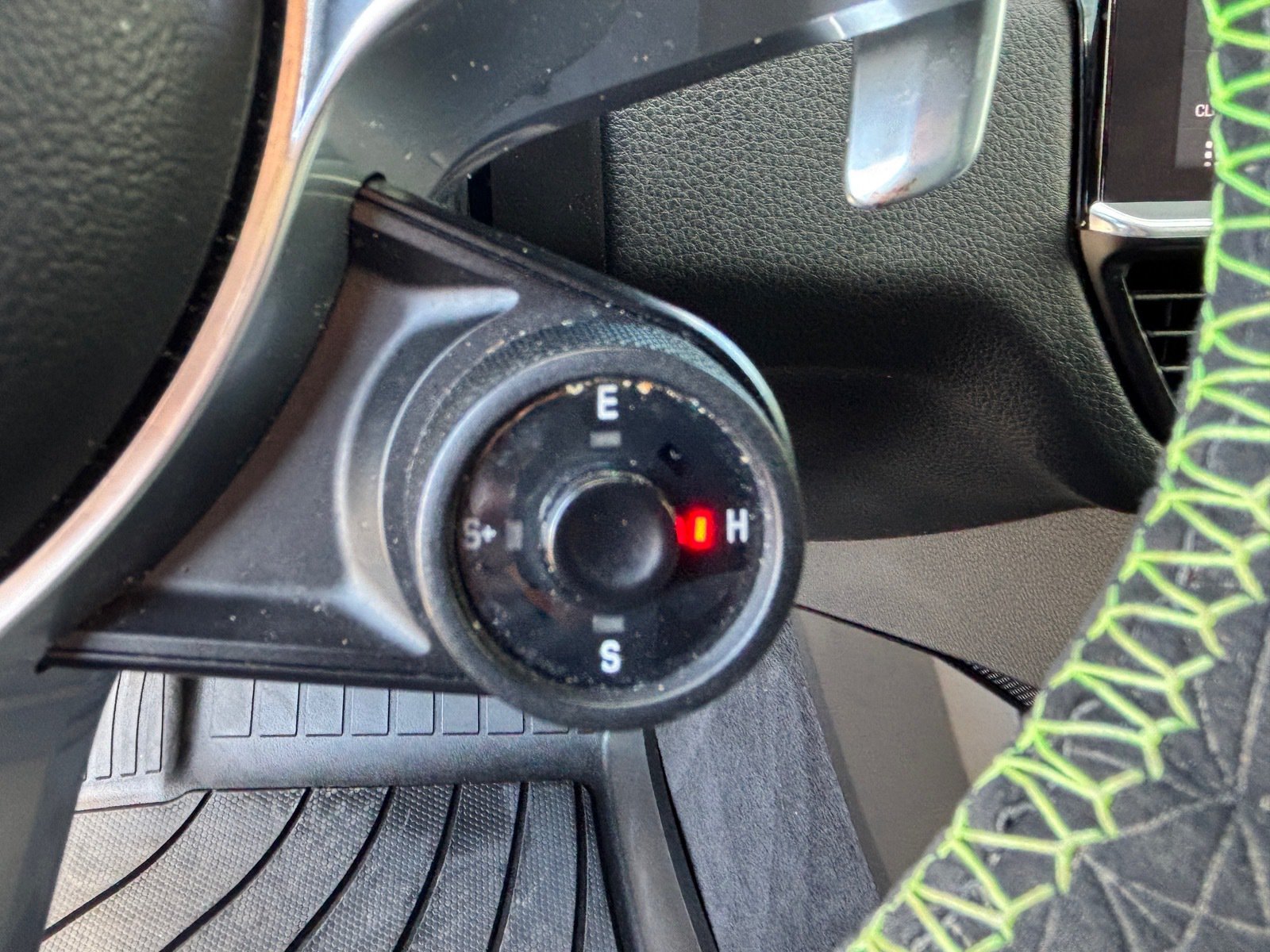 Used 2020 Porsche Cayenne E-Hybrid AWD/4WD image 24