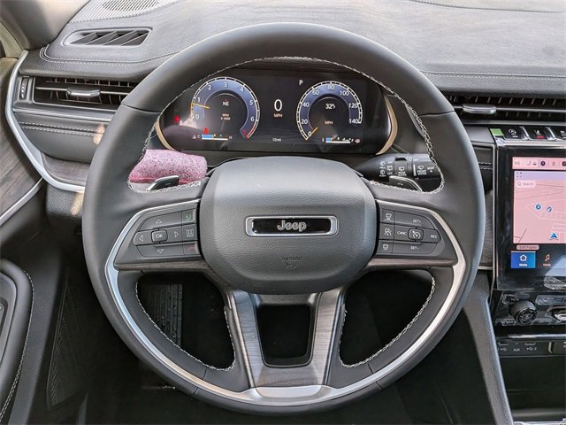 New 2025 Jeep Grand Cherokee L Limited image 17