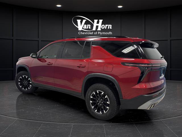 Used 2024 Chevrolet Traverse Z71 w/ Enhanced Driving Package image 3