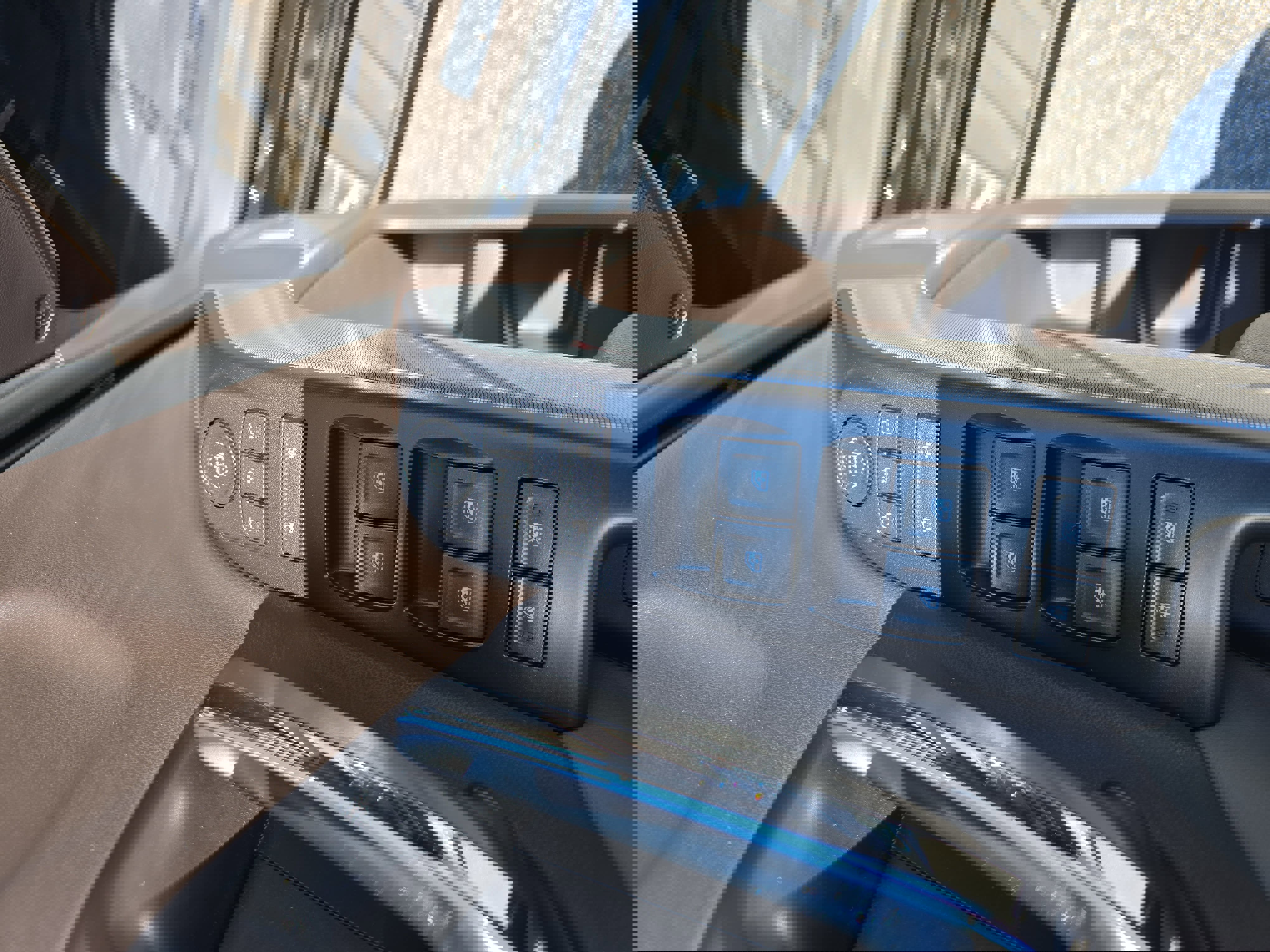 Used 2014 Chevrolet Silverado 1500 LTZ Z71 w/ LTZ Plus Package image 29