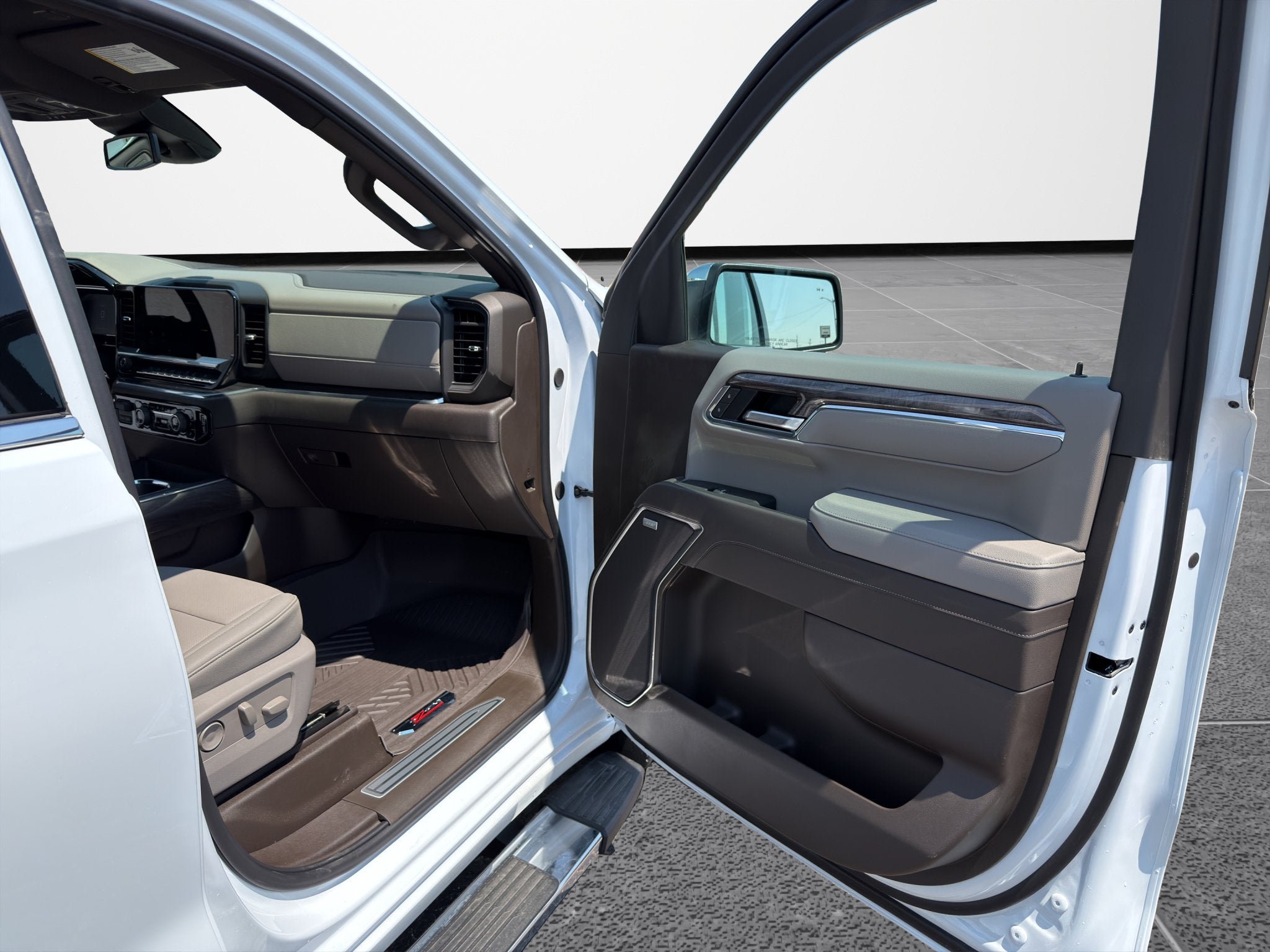 New 2026 Chevrolet Silverado 1500 LTZ AWD/4WD image 23