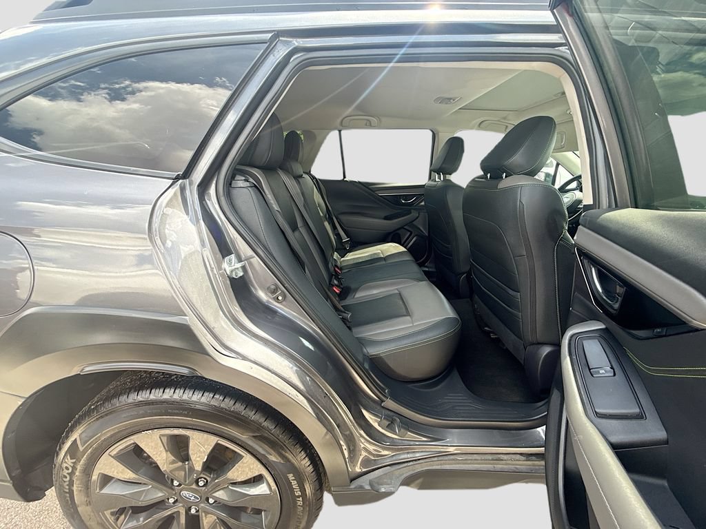Used 2024 Subaru Outback Onyx Edition AWD/4WD image 28