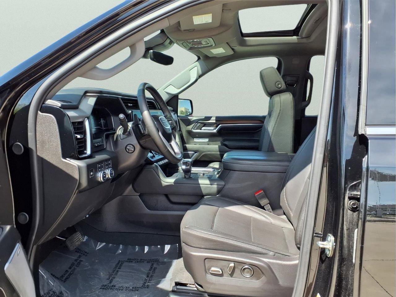 Used 2024 GMC Sierra 1500 Denali w/ Denali Reserve Package image 16