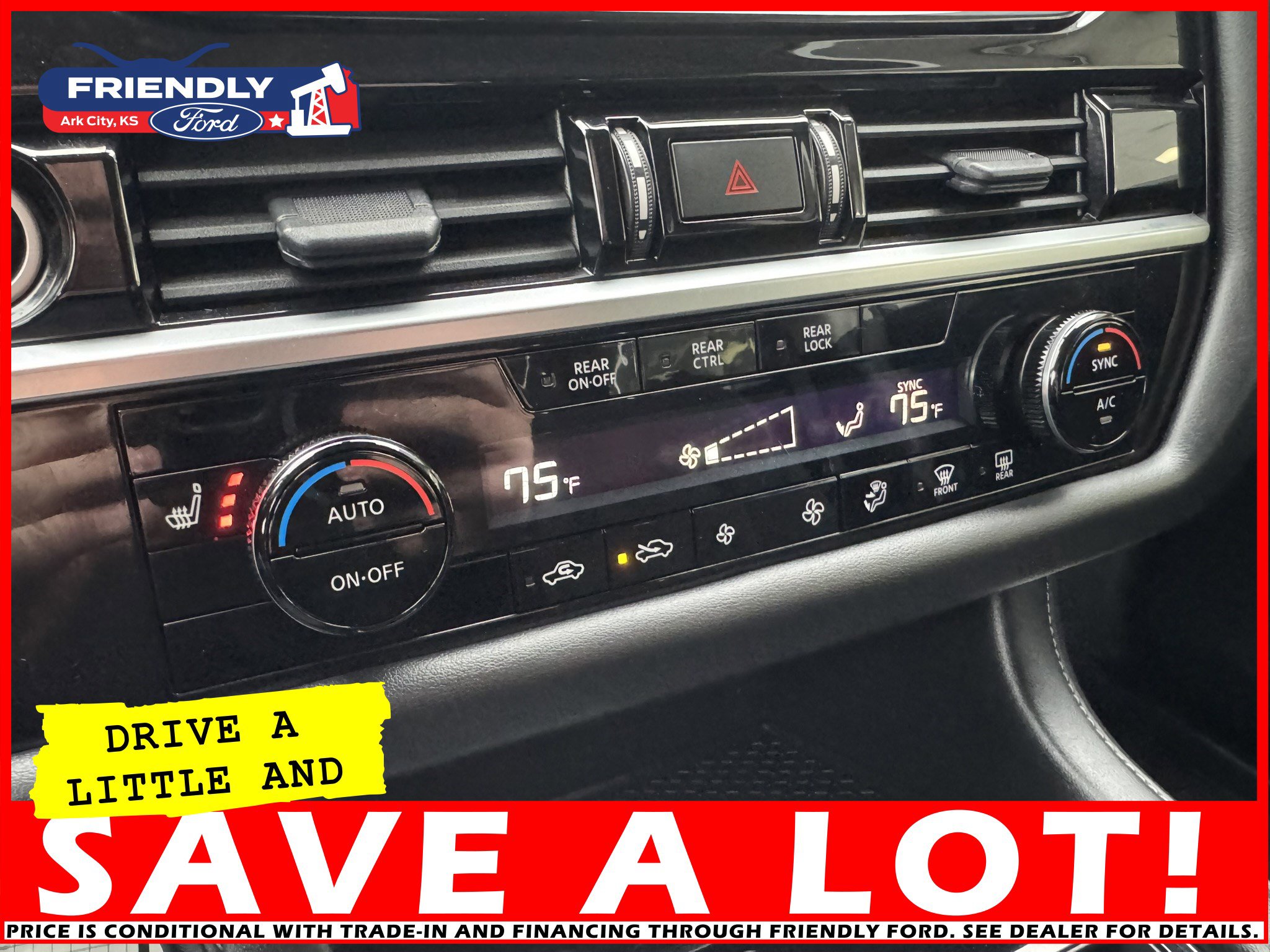 Used 2024 Nissan Pathfinder SV image 31