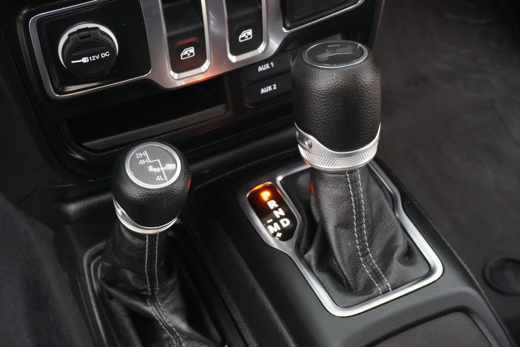 Used 2024 Jeep Wrangler Sport S image 17