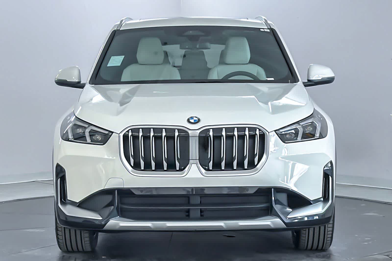 New 2026 BMW X1 xDrive28i w/ Convenience Package AWD/4WD image 10